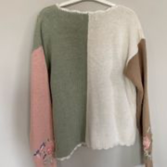 Vintage 90s Gina Peters floral knit embroidered sweater - Picture 5 of 8